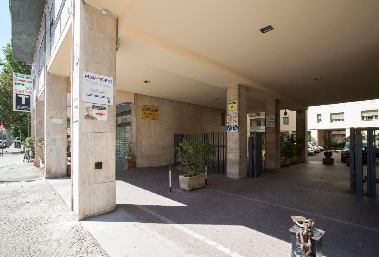 Astoria Deluxe Rooms Bologna Ngoại thất bức ảnh